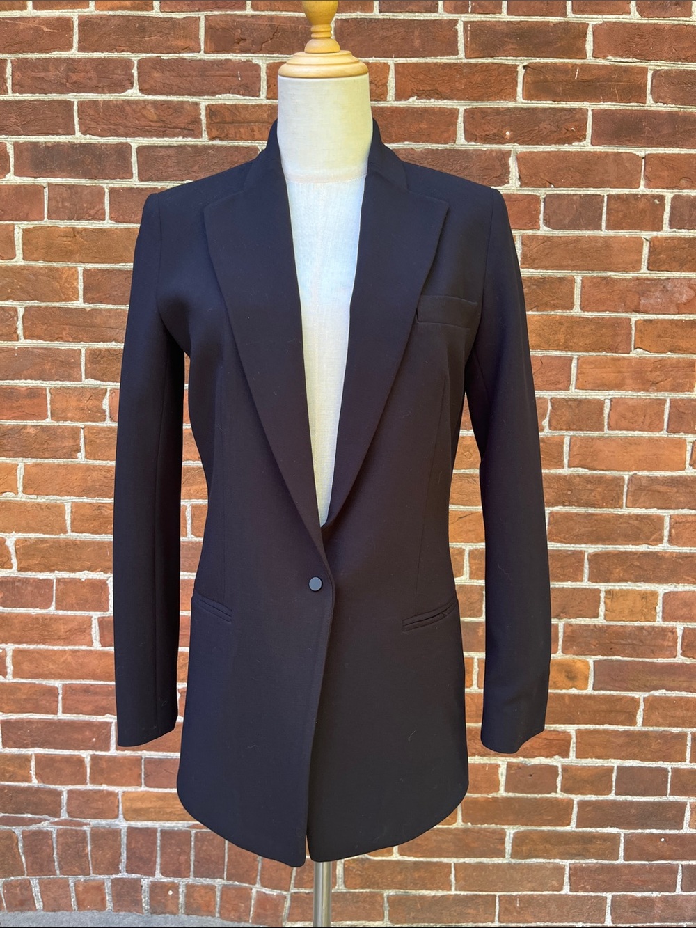 Robert Rodriguez Black Notch Lapel Hi-Lo Blazer